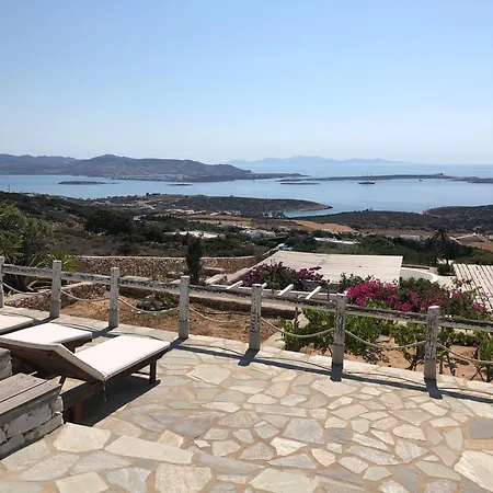 Petro's - Sarakiniko Parikia (Paros)
